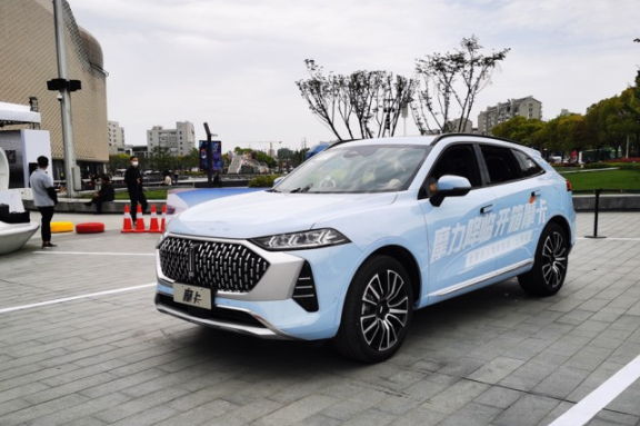 科技感滿滿 試駕WEY摩卡2.0T+9DCT