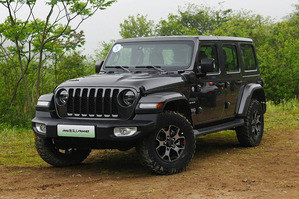 Jeep牧馬人4xe先行售52.49萬起 純電續(xù)航55km
