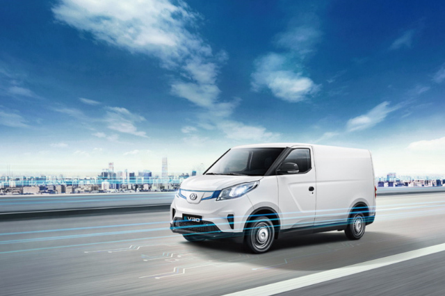 2021款上汽大通MAXUS EV30深圳上市12.88万起