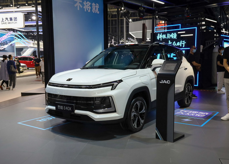 華為/科大訊飛跨界加持 新能源思皓E40X上市