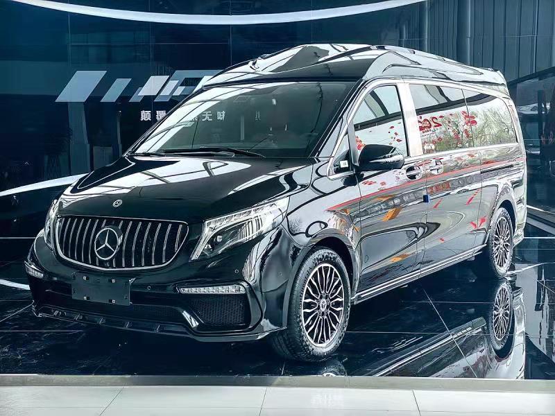 房車兄弟 9速奔馳V260L芭塞蘿娜，盡在掌握的精致