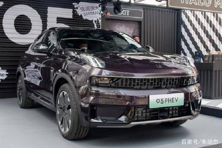 寶馬X1?PHEV PK 領(lǐng)克05 PHEV，竟是它更強(qiáng)！