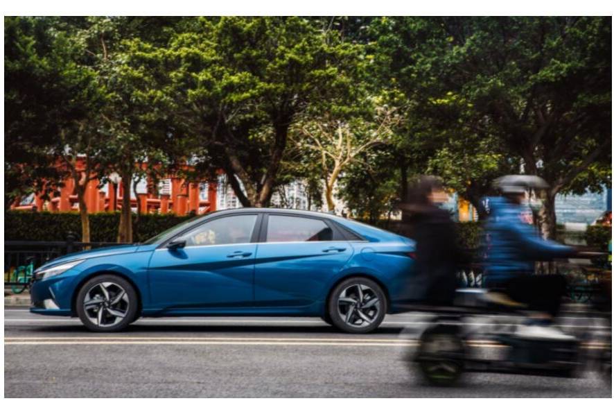 比概念車還美，第七代伊蘭特憑什么在車圈爆火？