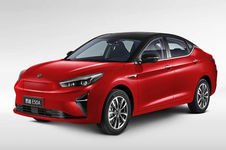 預算15萬想要顏值高、跑得遠的純電轎車？下面這4款值得一看！