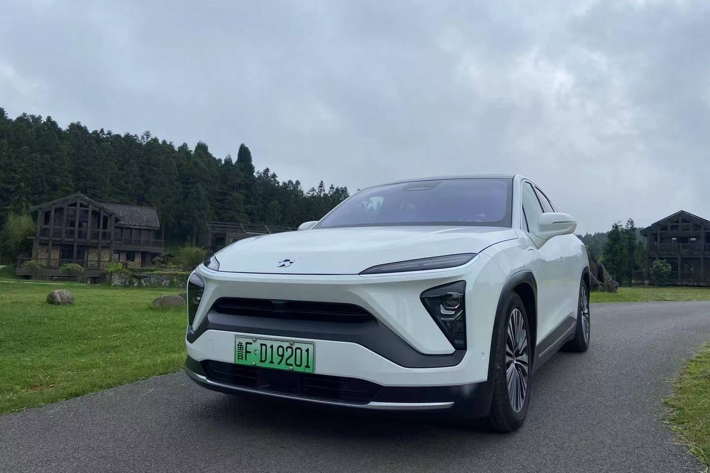 試駕蔚來EC6丨忘記里程擔憂,科技和駕控才是純電動車的精髓