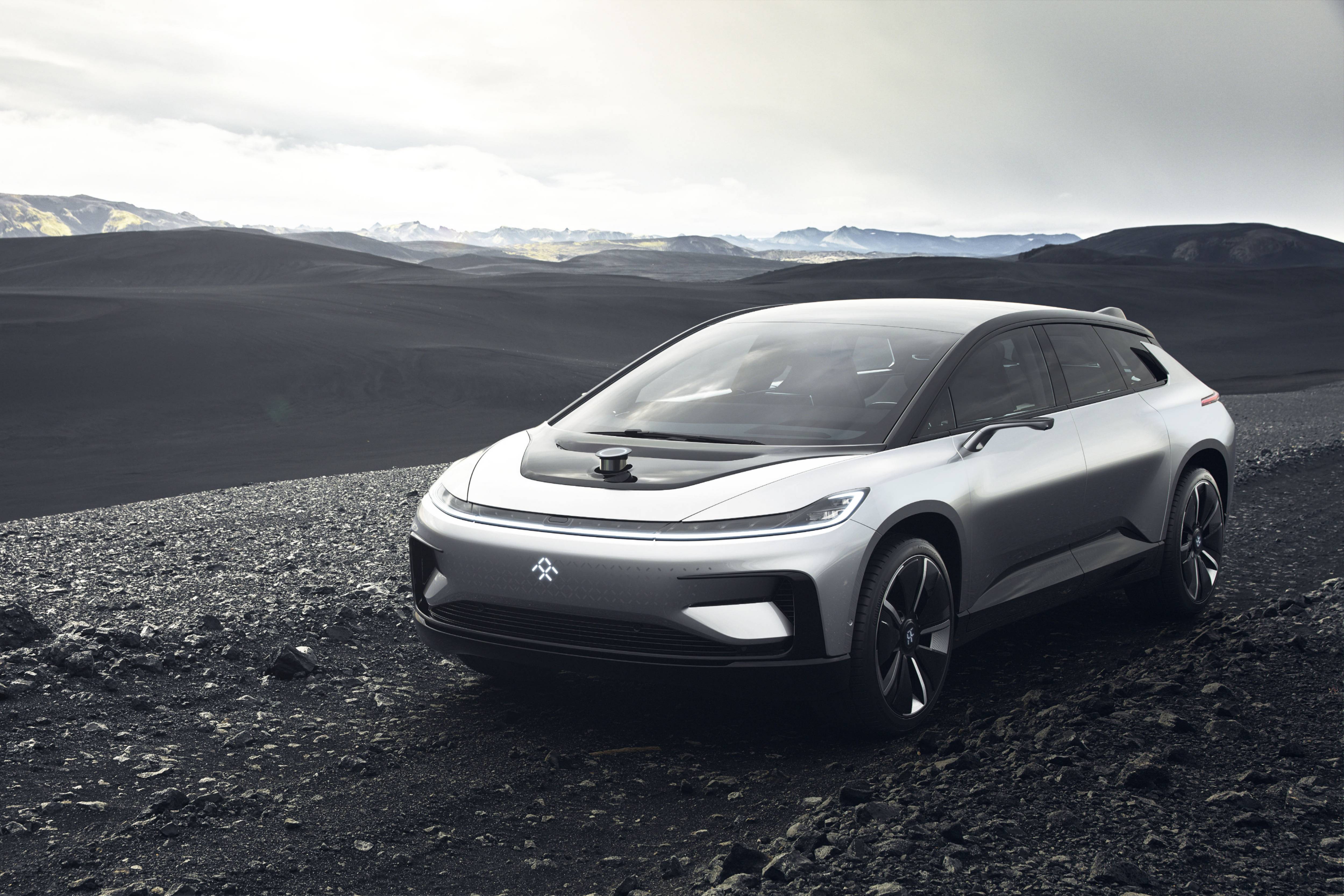 未見(jiàn)車先打錢！FF91量產(chǎn)版正式開(kāi)啟預(yù)定，5萬(wàn)訂金坑誰(shuí)呢？