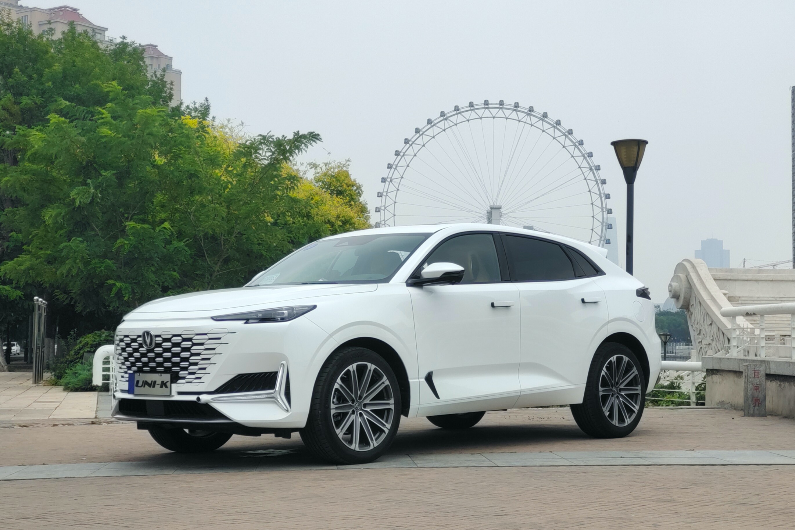 不到20万大五座中型SUV，长安UNI-K能跟冠道拼一拼吗？