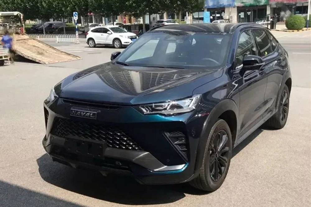 哈弗全新SUV實(shí)車(chē)曝光，搭1.5T混動(dòng)，配大尾翼，外觀很運(yùn)動(dòng)