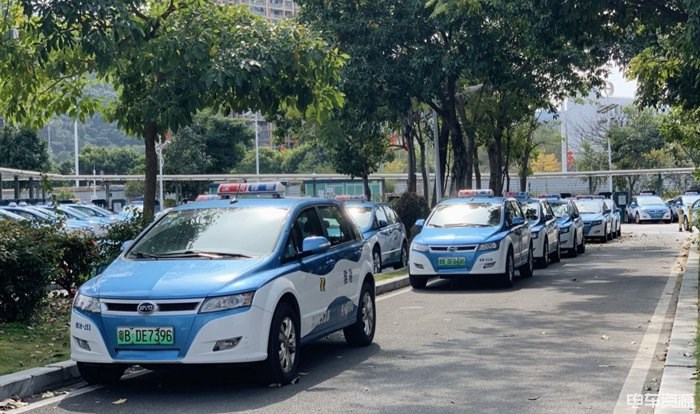 整体涨价7.68%，深圳市出租车正式执行涨价
