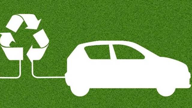 新能源汽车上半年个人购买的比例超过了七成