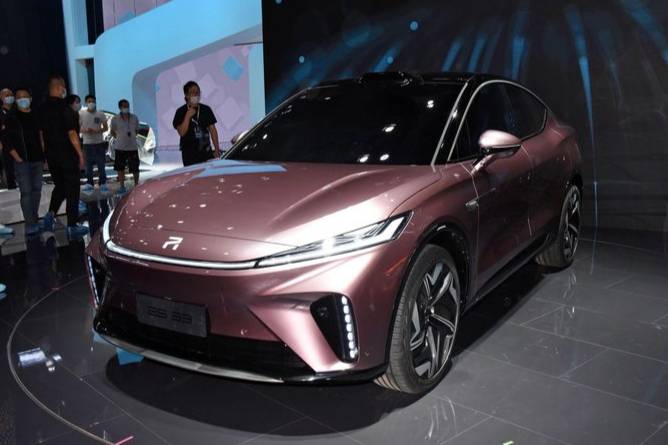 2021成都車展：上汽R汽車ES33量產(chǎn)版正式發(fā)布