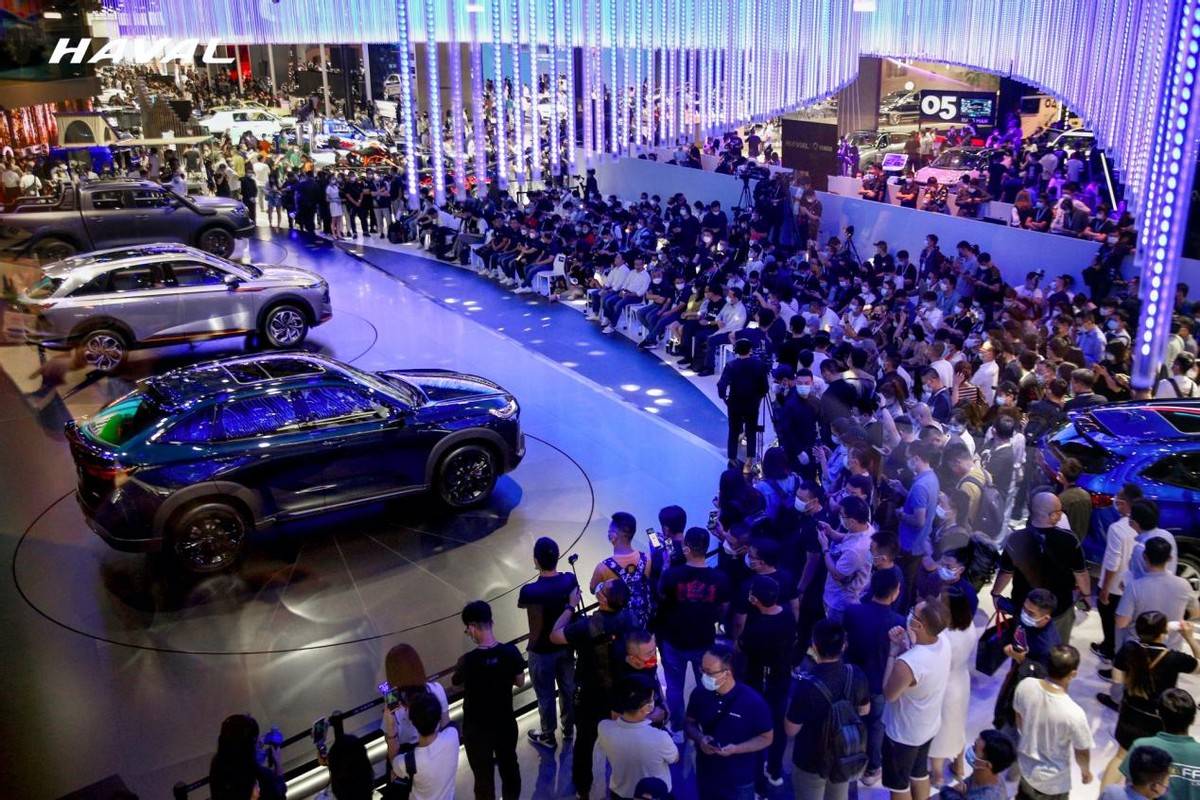 2021成都車(chē)展正式開(kāi)幕 長(zhǎng)城汽車(chē)攜五大品牌炸裂登場(chǎng)