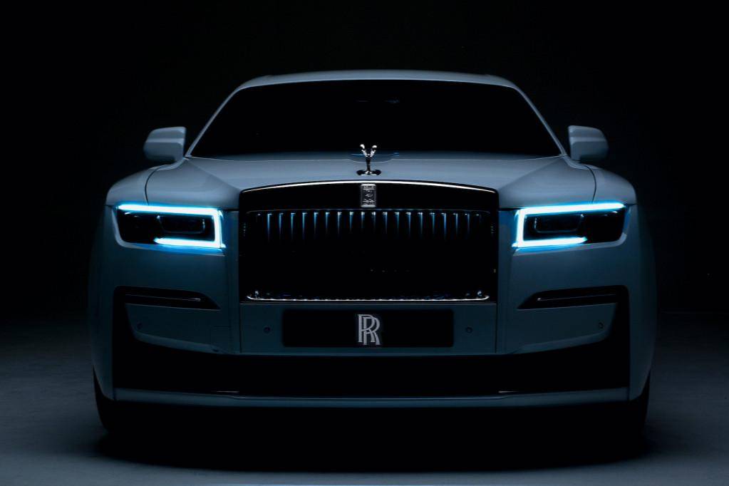 The New Rolls Royce Ghost!.mp4
