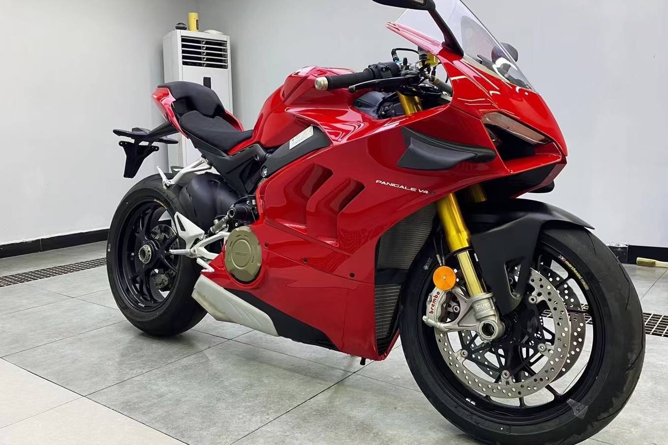 机车界中的法拉利，杜卡迪Panigale V4S就是这么豪横