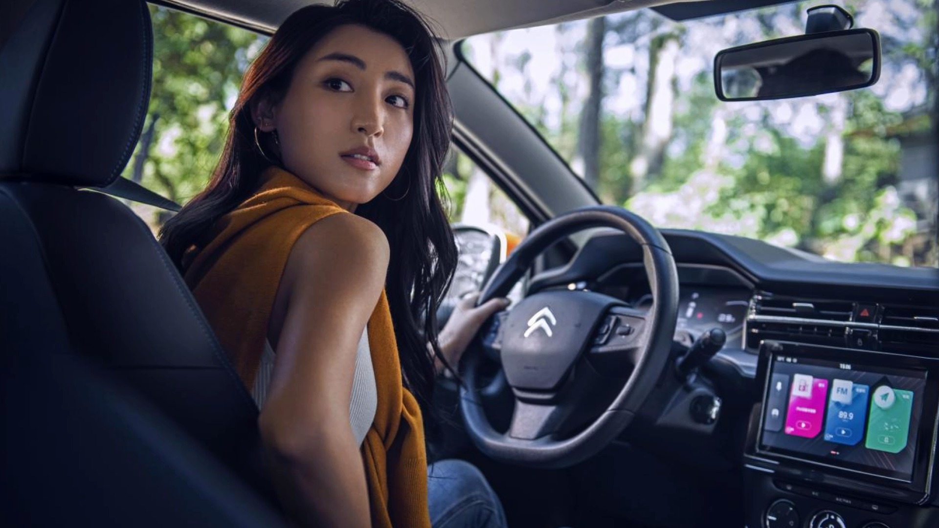10萬(wàn)以?xún)?nèi) 年輕人第一臺(tái)車(chē)怎么選？