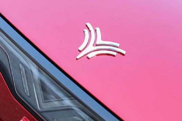 哪吒汽車“水逆”?新任首席體驗官傳聞被上海警方帶走調查