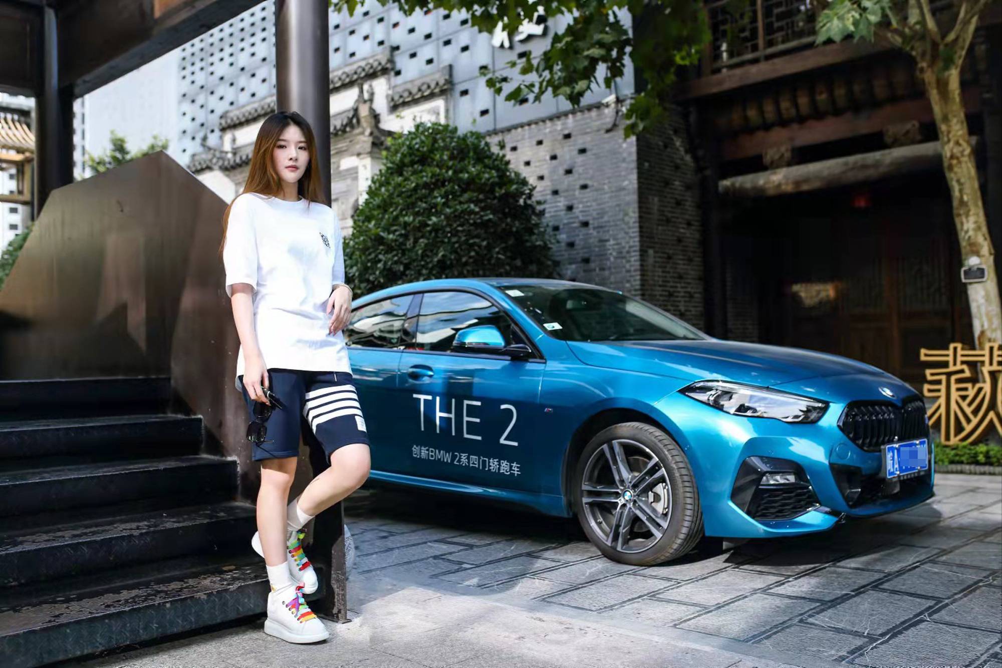 人車生活｜最理想的潮流單品，美女店長選擇BMW 2系四門轎跑