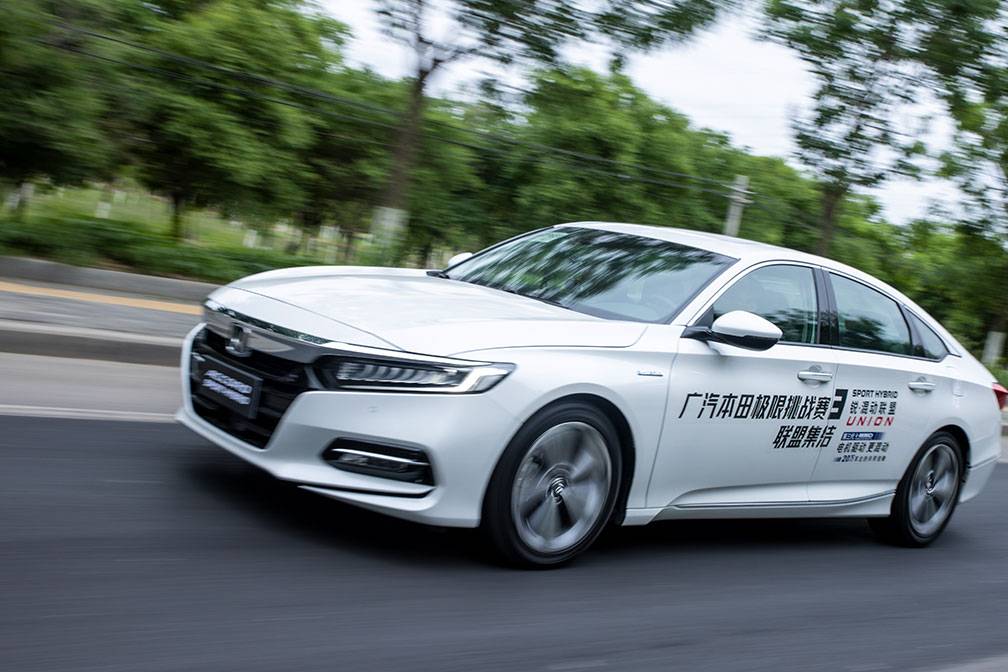 銳·混動聯(lián)盟車型一箱60L的油能跑2994.2km？