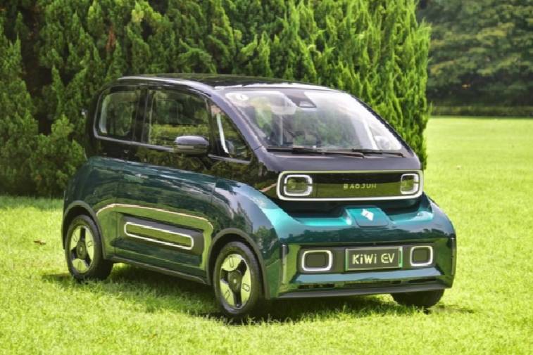 想入手微型車，歐拉黑貓和寶駿KiWi EV怎么選？