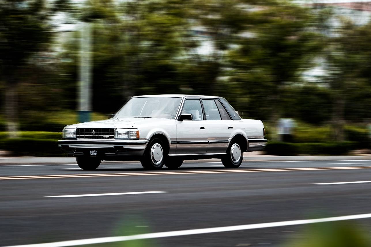 國人心中最早的豪華車：豐田第七代皇冠