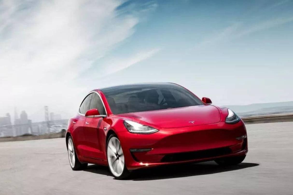 史上銷售速度最快的電動汽車，特斯拉Model3成為贏家