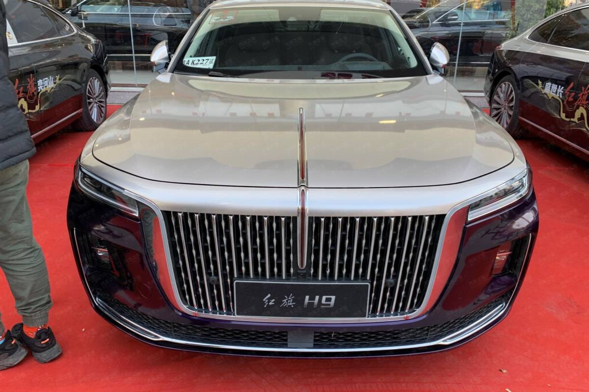 氣場強(qiáng)大，配置升級， 2022款紅旗H9實(shí)車曝光！