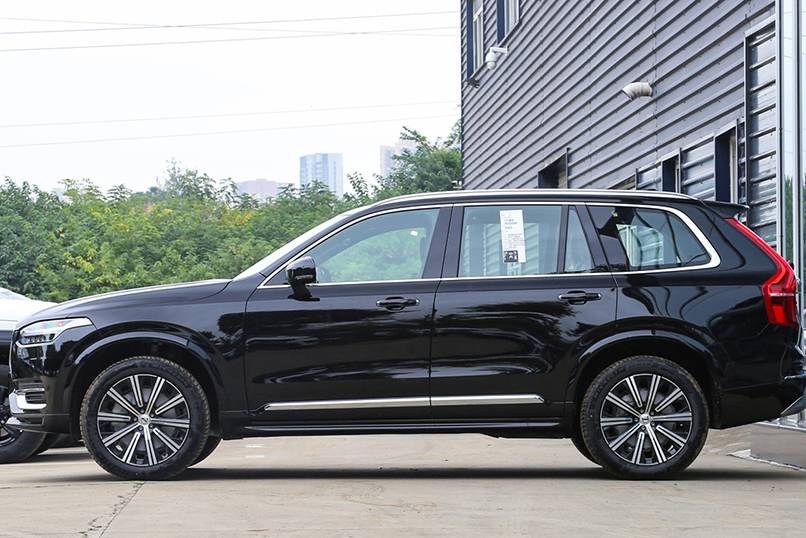 沃尔沃XC90：罗翔代言卖不过奥迪Q7，降14万行吗？