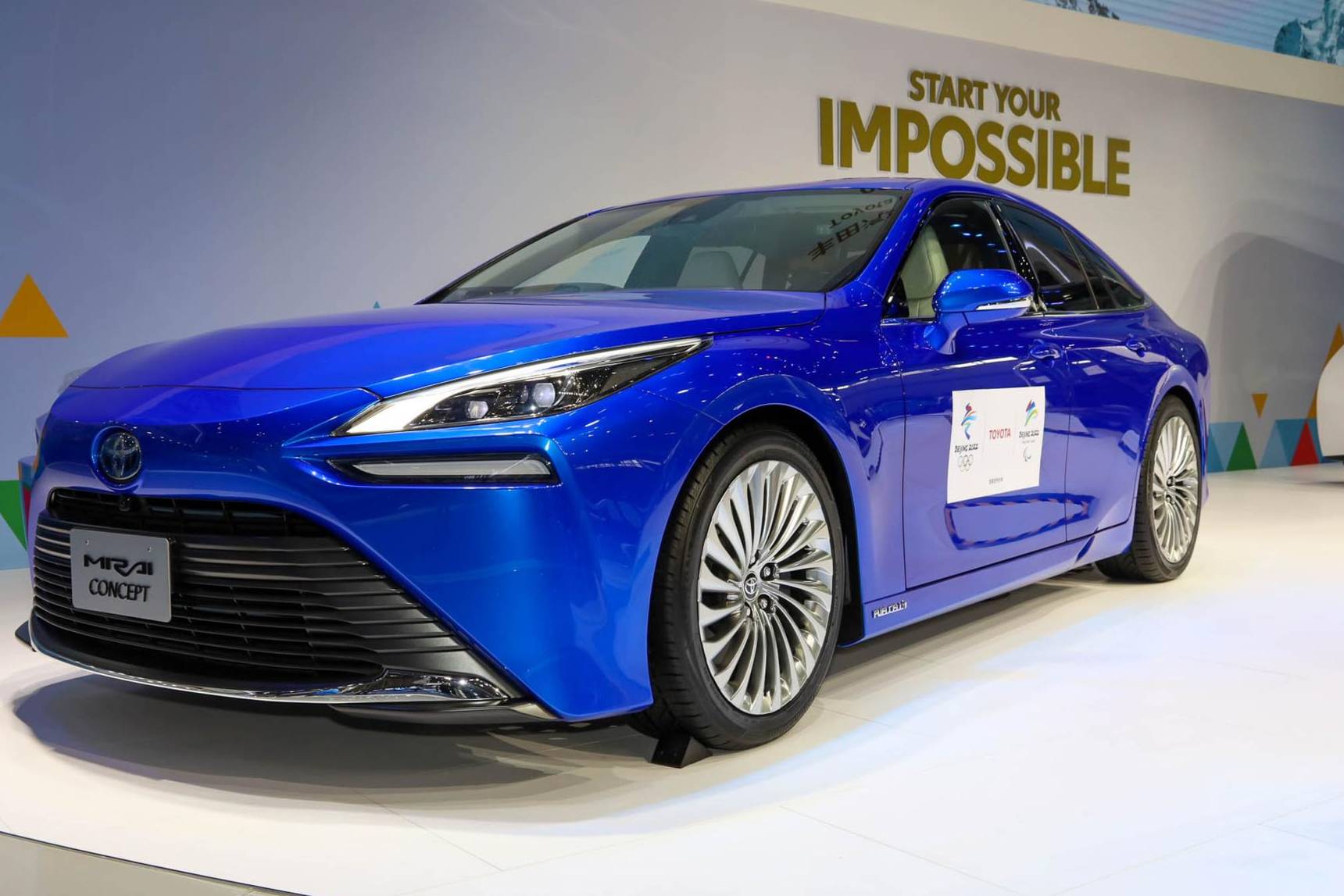 氫燃料電池加持 豐田全新Mirai量產(chǎn)版實(shí)車國內(nèi)亮相
