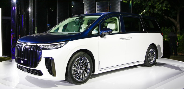 岚图汽车第二款量产车发布,岚图mpv命名为梦想家,明年