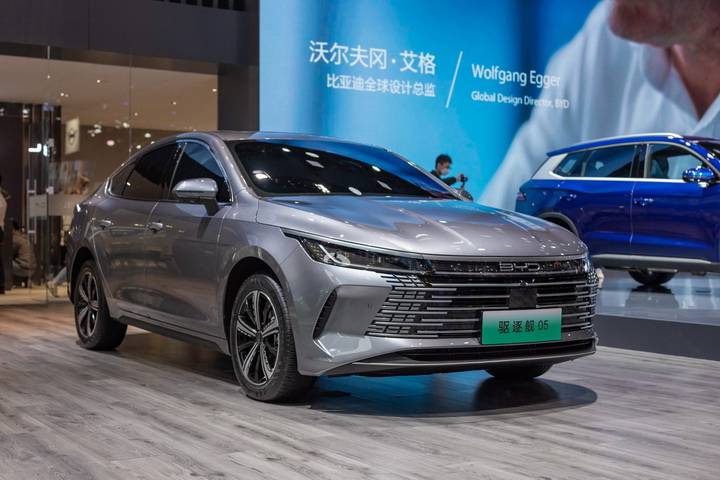“戰艦系”首款車型,廣州車展實拍比亞迪驅逐艦05