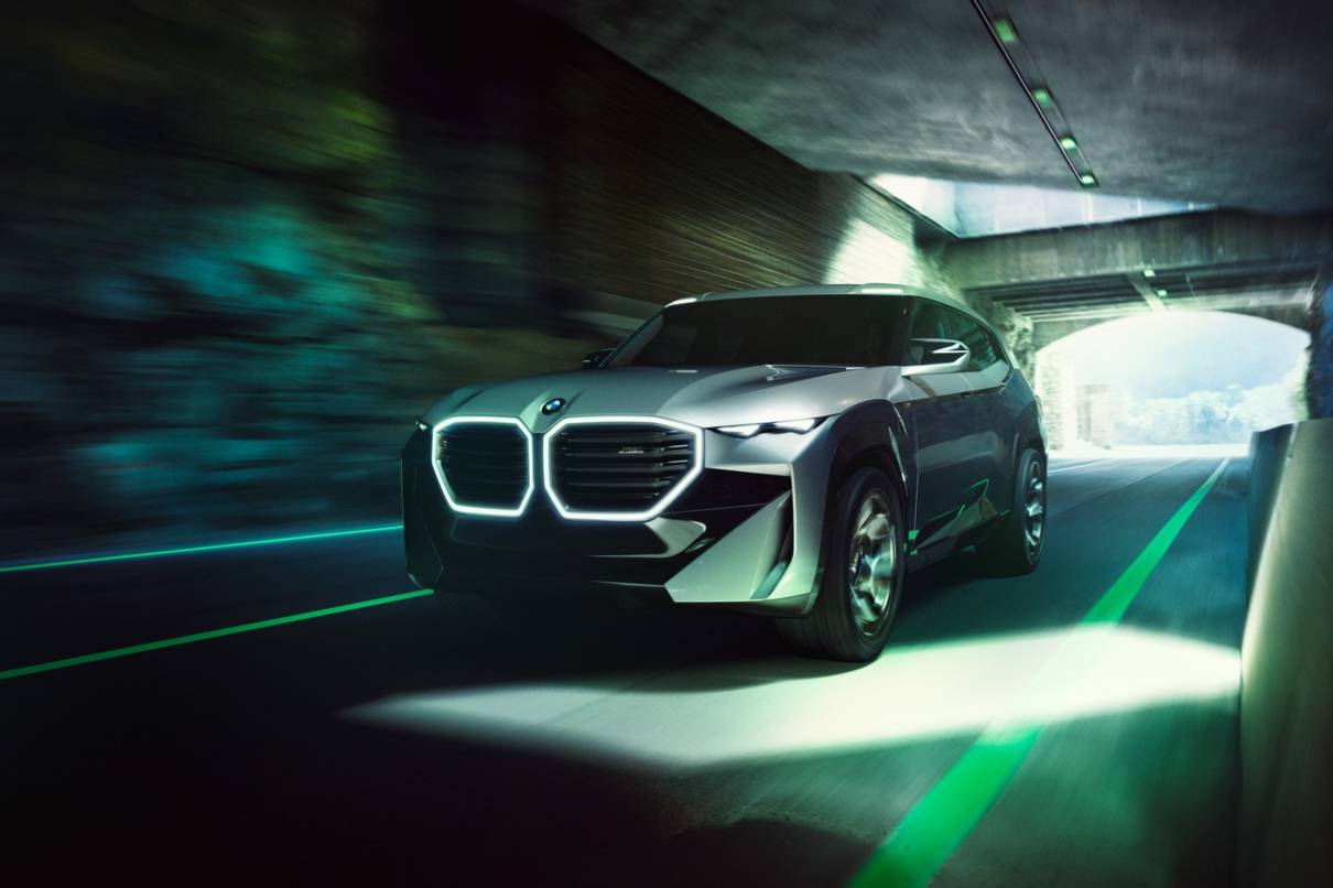 BMW XM概念车：运动与电动，宝马SUV再释速度美学