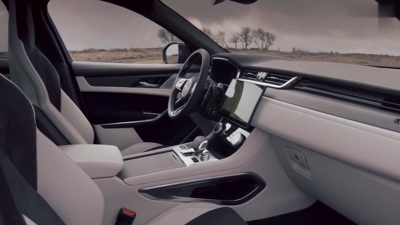 捷豹F-Pace SVR終極性能版內(nèi)飾賞析