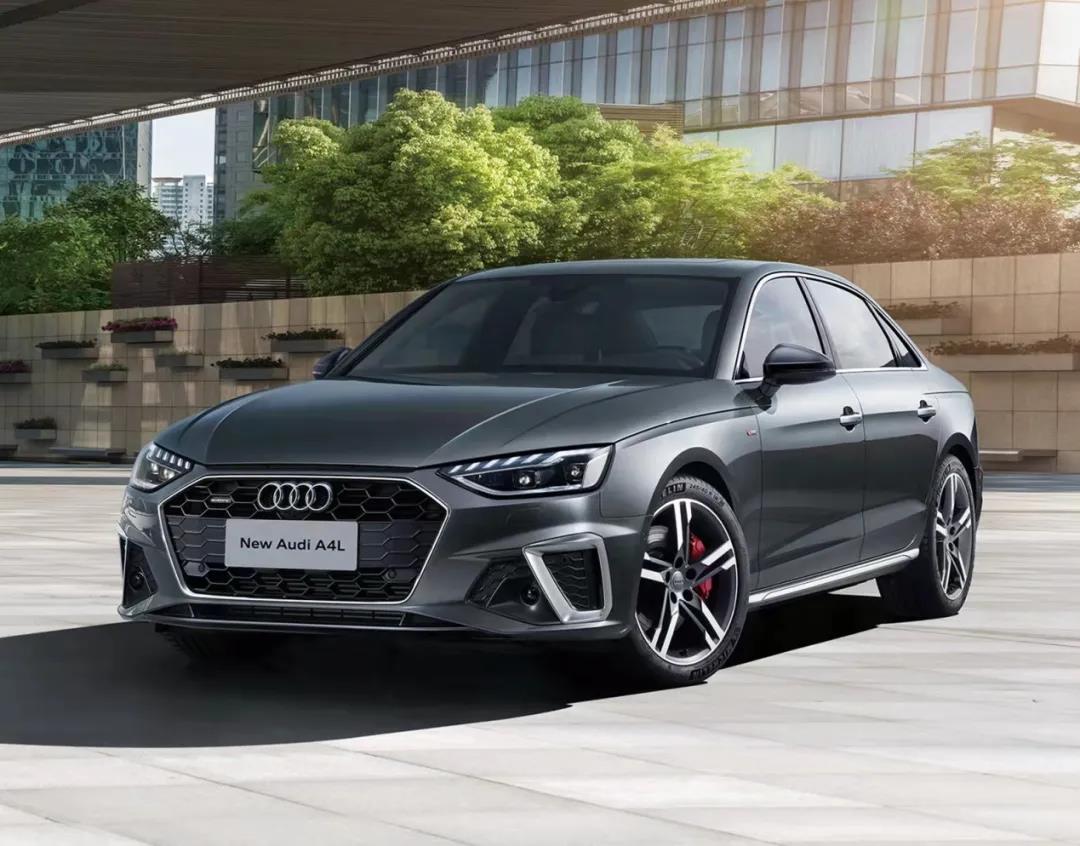 新增RS套件燃速型，2022款奧迪A4L起售價30.68萬元