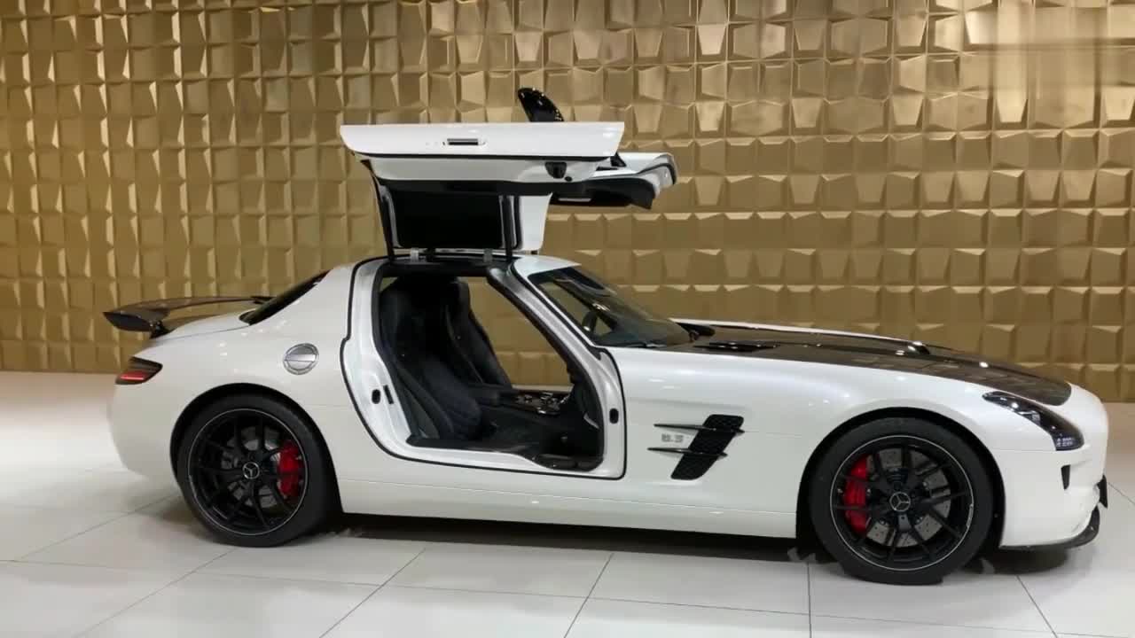 Mercedes SLS black series內(nèi)飾賞析2