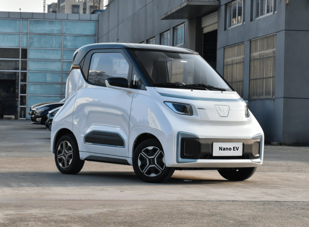 純電動車五菱Nano EV，兩門兩座，綜合續航可達305公里