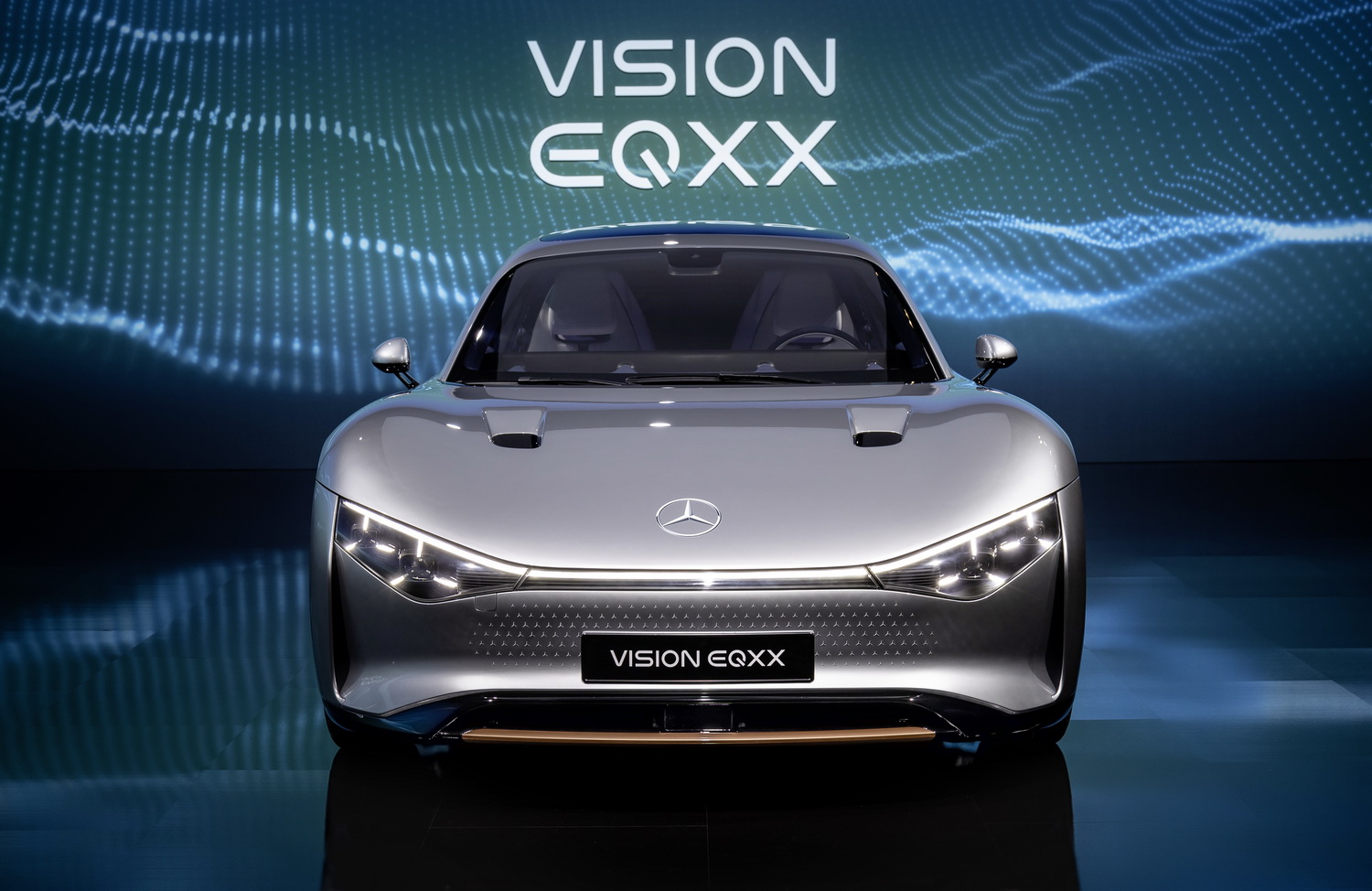 奔驰VISION EQXX概念车发布 突破技术壁垒