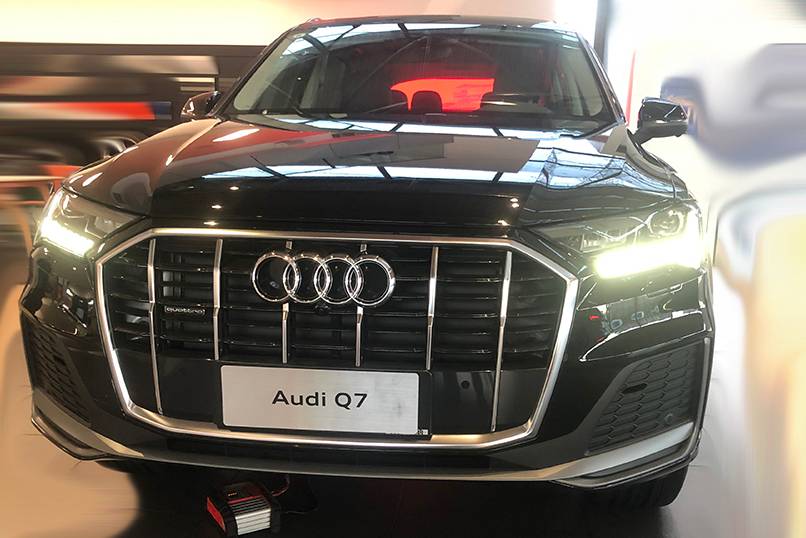 3.0T的奧迪Q7,優惠4萬不算多,建議等春節后再買