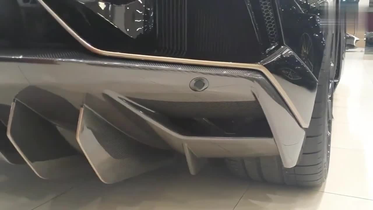 蘭博基尼Aventador SVJ Roadster靜態(tài)賞析（2）