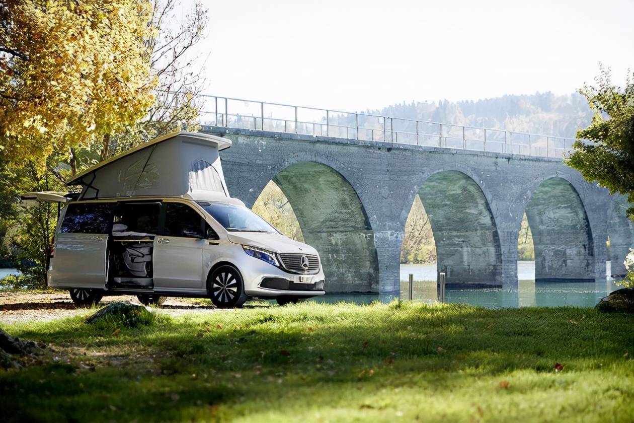 奔驰EQV eCamper露营车发布 搭载太阳能电池板