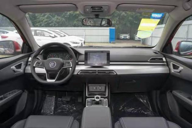 詳解秦EV,高顏值，純電續(xù)航421公里，空間寬敞，值得購買嗎