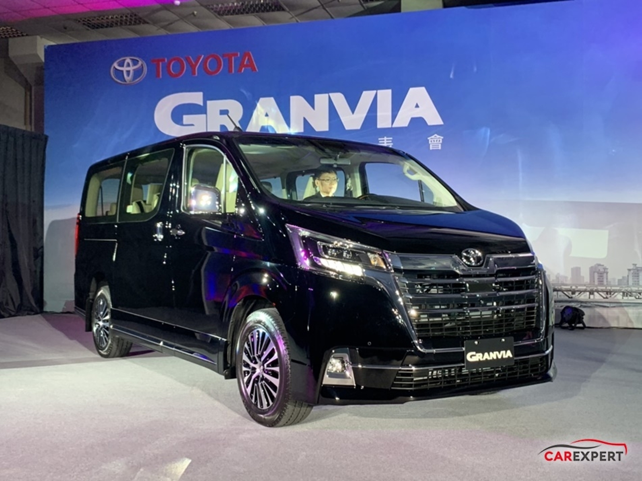 一汽丰田或国产GRANVIA，基于全新丰田海狮打造