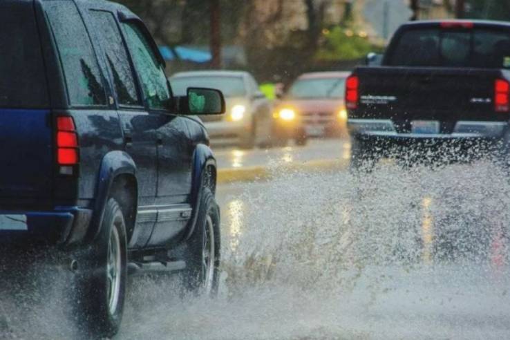 雨天開車安不安全，全是它說了算