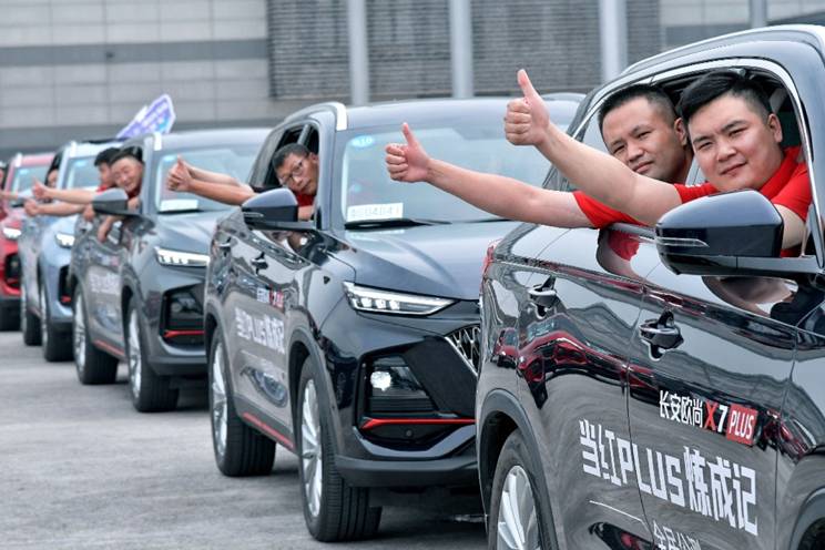 一頓操作“猛如虎”，歐尚汽車“開門紅”