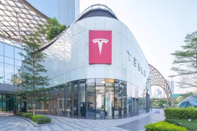傳統(tǒng)車企效仿新勢力，紛紛涌向城市展廳，4S店模式遭拋棄？