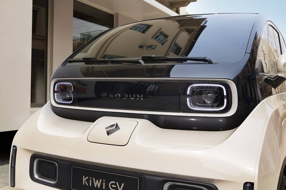 小型新能源汽車有哪些？寶駿KiWi EV，虎年購(gòu)車好選擇