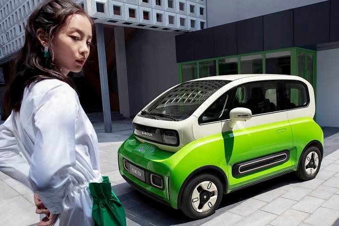 女生买车，10万以内首选宝骏KiWi EV