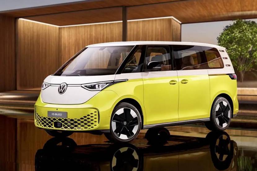 純電版“大眾面包車”來了，復(fù)古造型科技內(nèi)飾，70年后還能火嗎