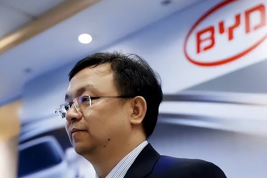 齊齊劍指“百萬”的王傳福和馬斯克，背后到底拼的是什么？