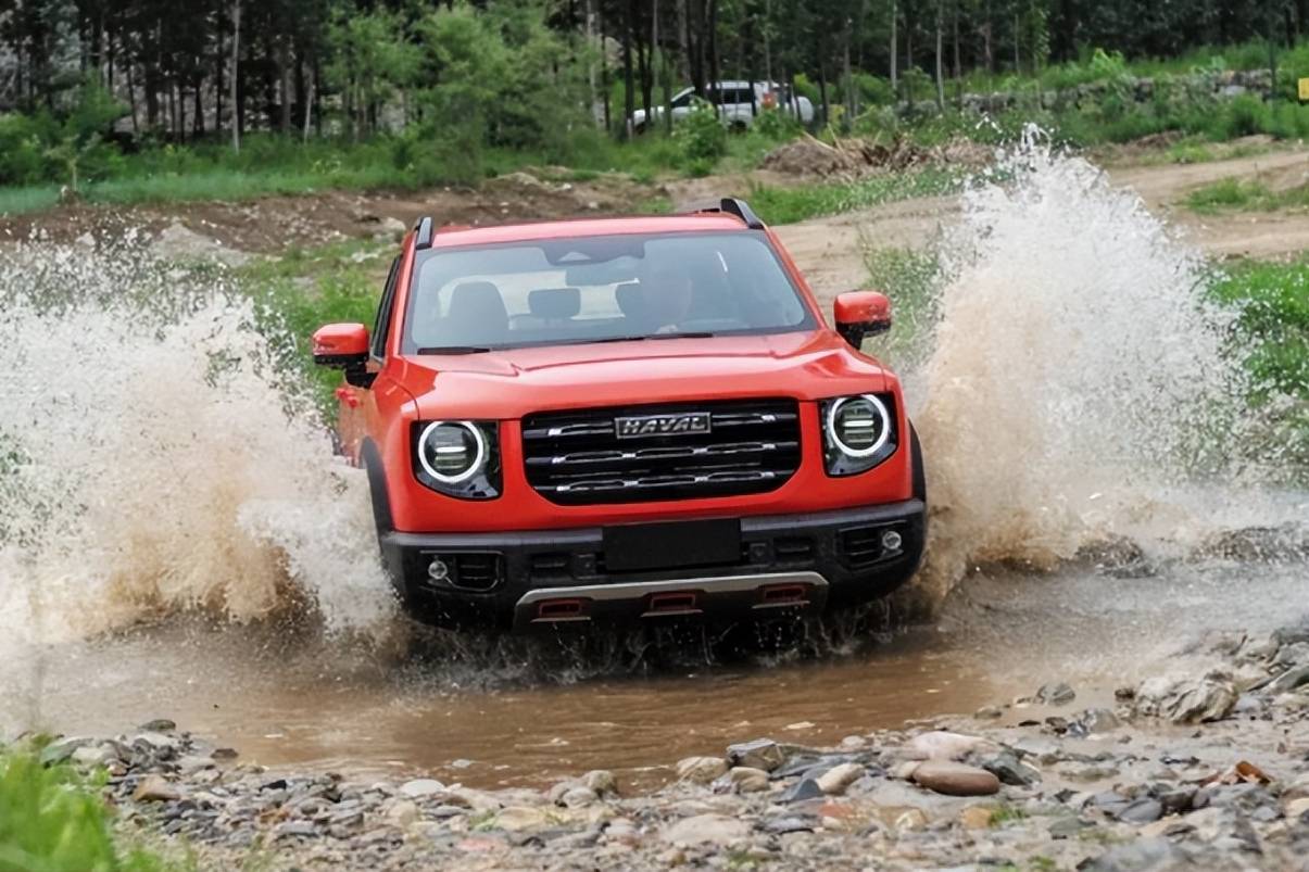 盤點四款越野型SUV，四驅(qū)性能出色，不輸硬派越野