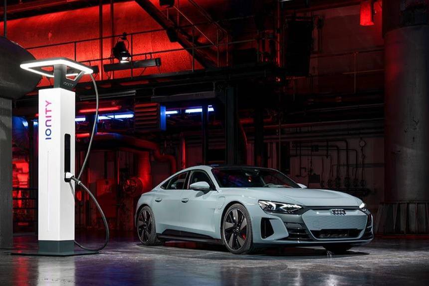 斬獲22年“世界年度性能汽車”大獎，這邊要成電動跑車標桿了？